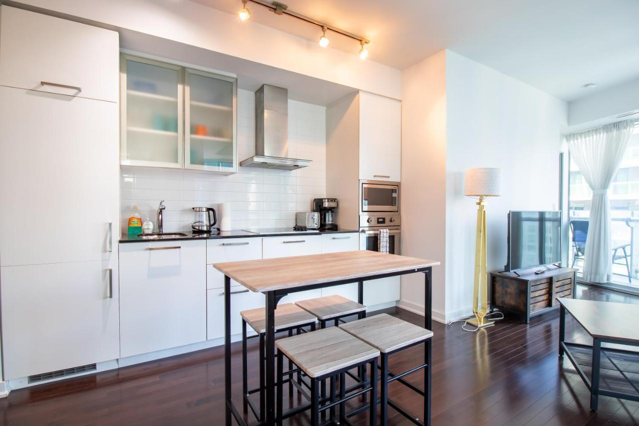 טורונטו Exclusive Downtown 2Bed Suites מראה חיצוני תמונה
